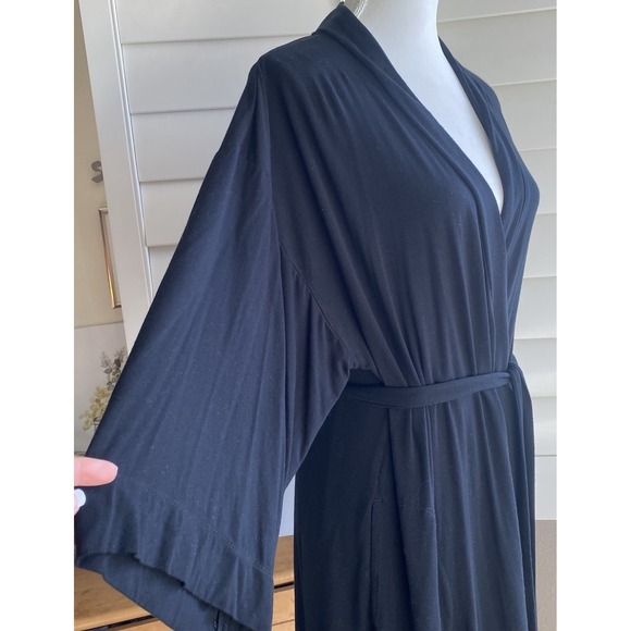 Soma S/M cool nights Pj Long Sleeve Short Robe Black Pockets Sewn‎ On Belt - Picture 5 of 12